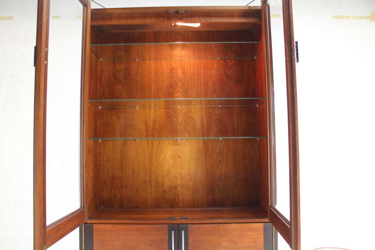 Mid-Century Modern Walnut and Rosewood Modern Vitrine Display Cabinet in the Baughman Style