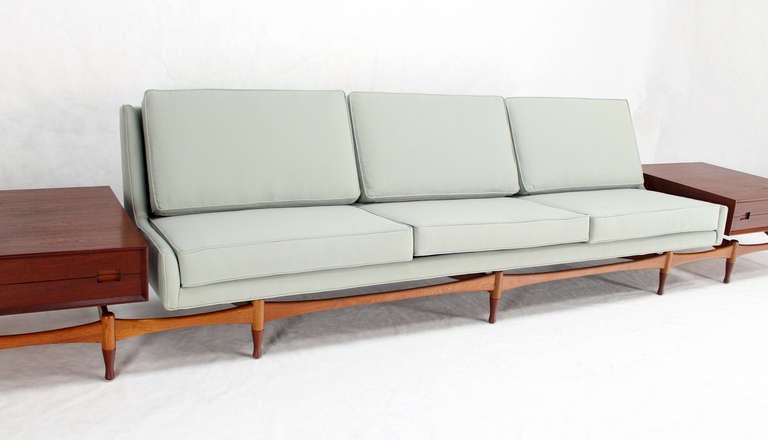 Danish Mid Century Modern Sofa Extra Long Built in Teak End Side Tables Drawers In Excellent Condition In Rockaway, NJ