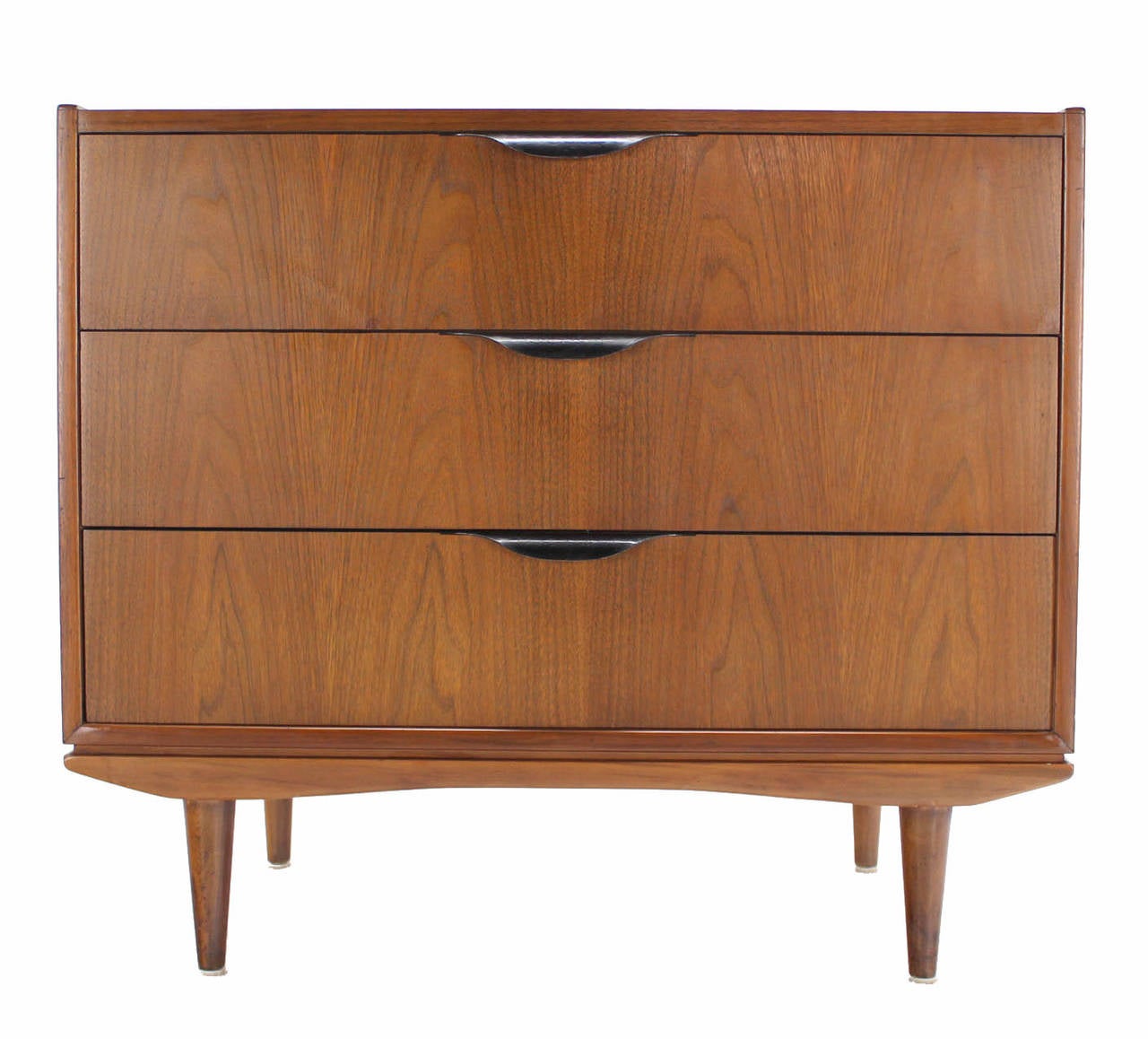 Three-Drawer Walnut Bachelor Chest or Dresser In Excellent Condition In Rockaway, NJ