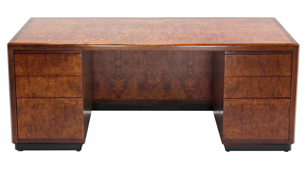 Large Executive Burl Wood Desk by Davis Allen In Excellent Condition In Rockaway, NJ