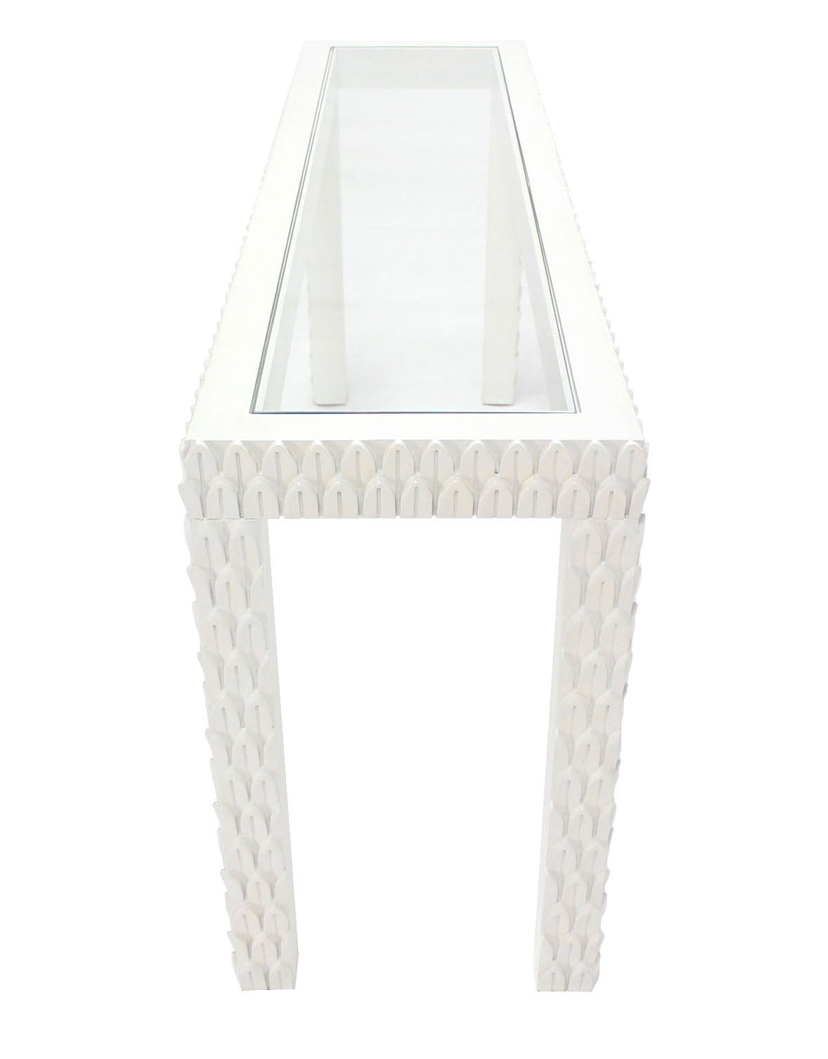 Pineapple Pattern Carved White Lacquer Console Table In Excellent Condition In Rockaway, NJ