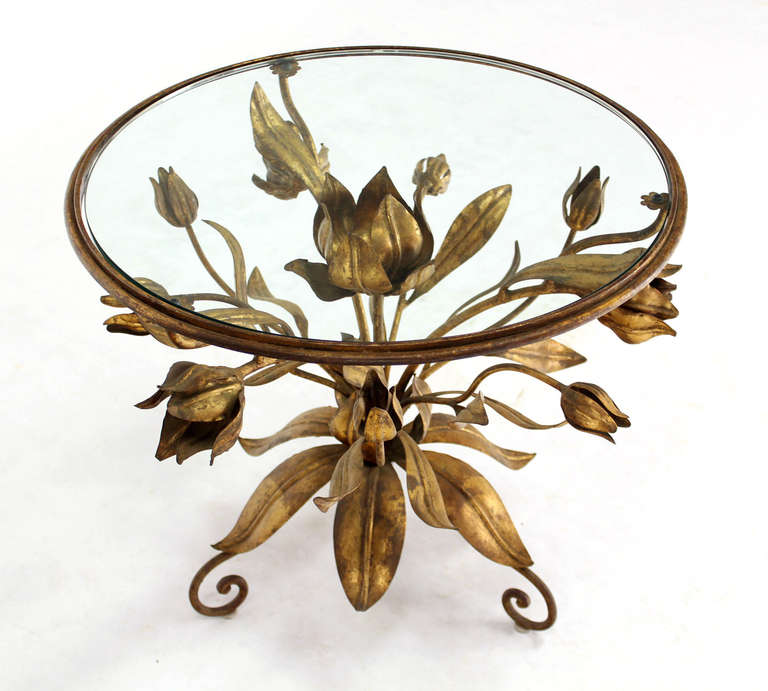 20th Century Pair of Italian Round Gold Gilt Flowers End Tables in Arthur Court Style