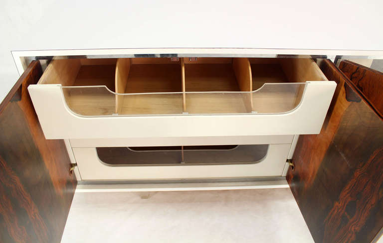 Mid-Century Modern Long Dresser Credenza with Rosewood Doors and Lucite Base In Excellent Condition In Rockaway, NJ