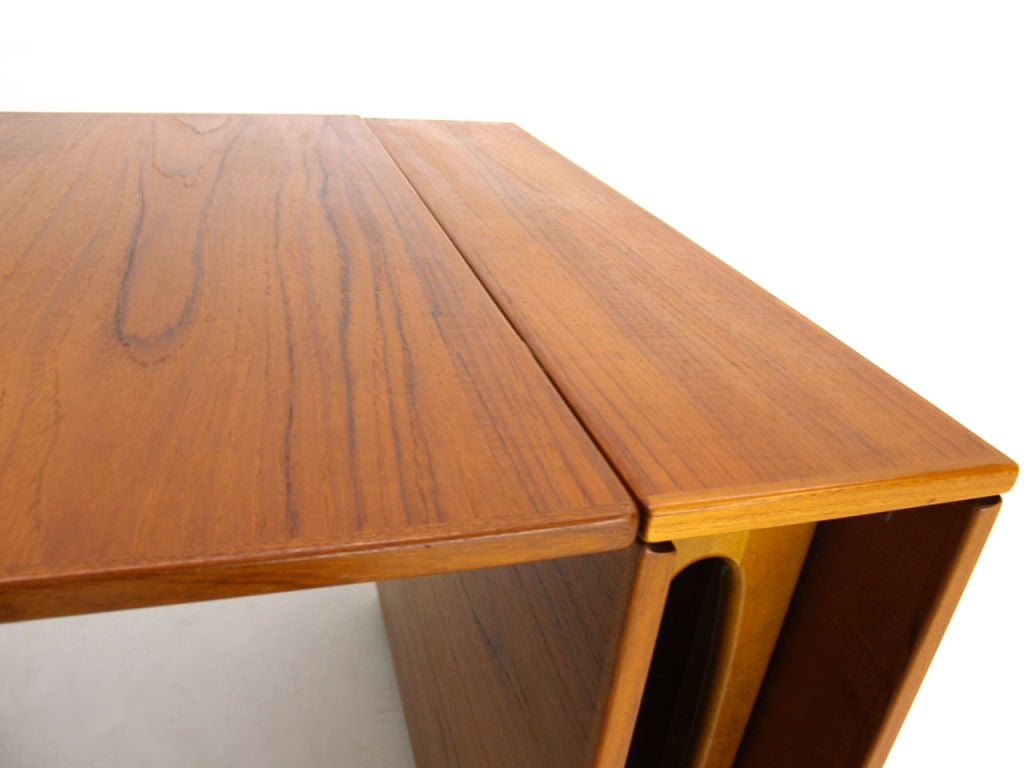 Mid-20th Century Gateleg Teak Dining Banquet Table Denmark Bruno Mathsson Maria