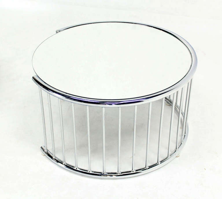 20th Century Pair of Circular Chrome Base End Tables with Mirrored Tops