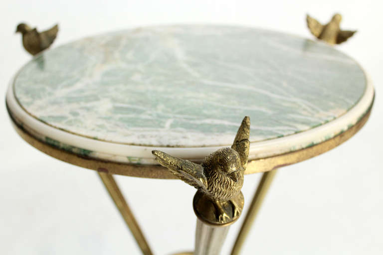 Petite Brass and Marble-Top Gueridon or Lamp Table with Birds In Excellent Condition In Rockaway, NJ