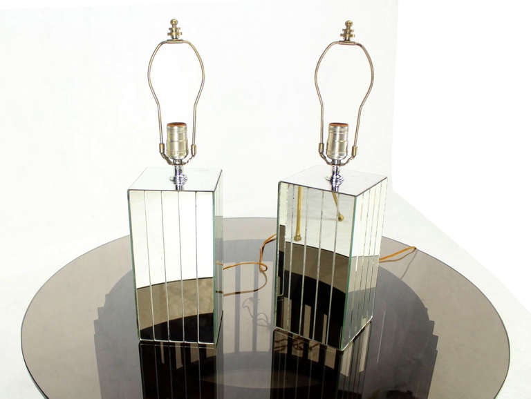 Pair of Cube Shape Mid-Century Modern Mirrored Table Lamps 3