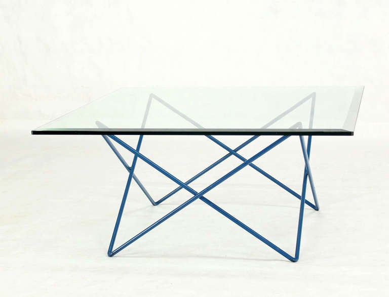 20th Century Mid-Century Modern Steel Rod Base and Sputnik Style Glass-Top Coffee Table