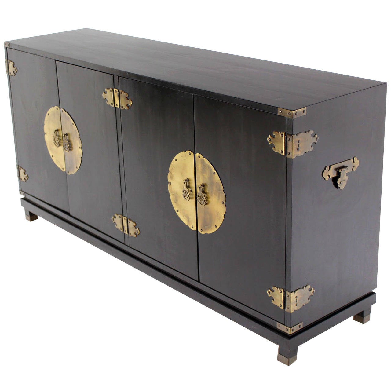 Black Lacquer Oriental Mid-Century Modern Sideboard or ...