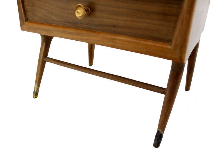 20th Century Pair of Mid-Century Danish Modern Night Stands