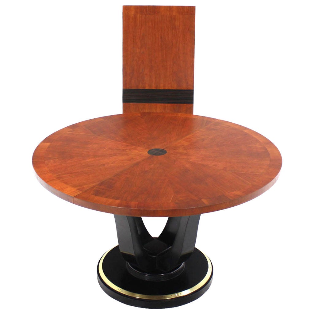Henredon Single-Pedestal Round Dining Table at 1stdibs