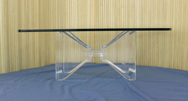 Mid Century Modern Lucite Base and Glass Top Butterfly Coffee Table In Excellent Condition In Rockaway, NJ