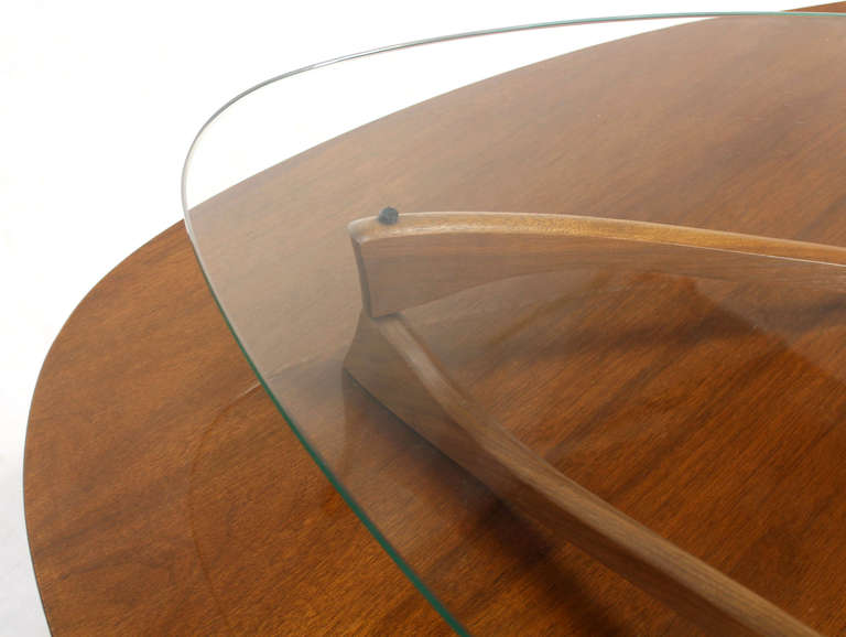 kidney shaped coffee table with glass top