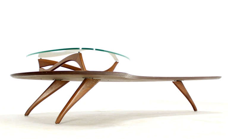Very nice HOT looking organic shape walnut coffee table in style of V. Kagan