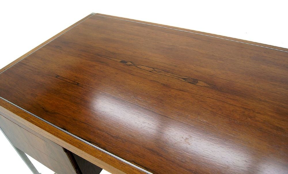 Mid Century Modern Rosewood Desk by Richard Schultz for Knoll 1