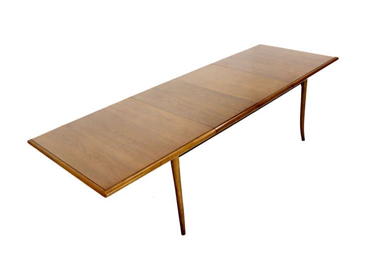 Robsjohn Gibbings for Widdicomb Mid-Century Modern Dining Table with Two Leaves In Excellent Condition In Rockaway, NJ