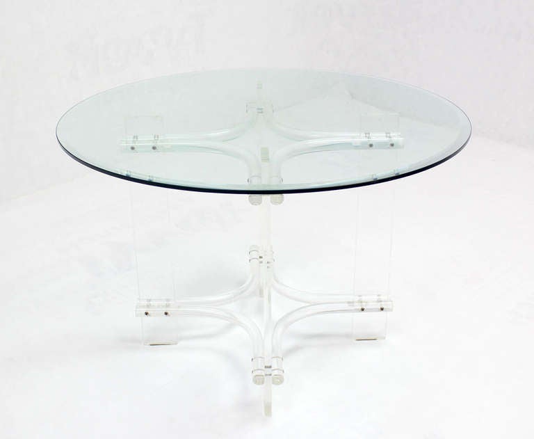 Lucite Base Round Glass Top Mid-Century Modern Gueridon  Occasional Dining Table 2