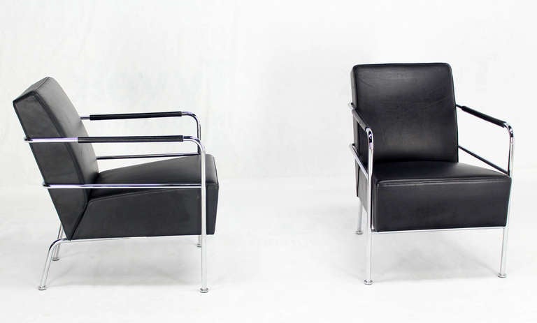 Pair of Bauhaus Mid-Century Modern Swedish Chrome Lounge Chairs, 1970s 6