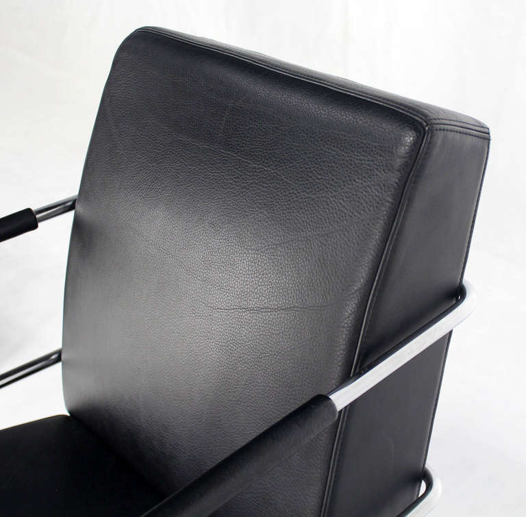 Pair of Bauhaus Mid-Century Modern Swedish Chrome Lounge Chairs, 1970s 1