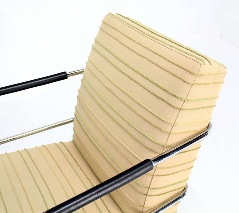 Late 20th Century Pair of  Mid-Century Modern Swedish Chrome Lounge Chairs, 1970s