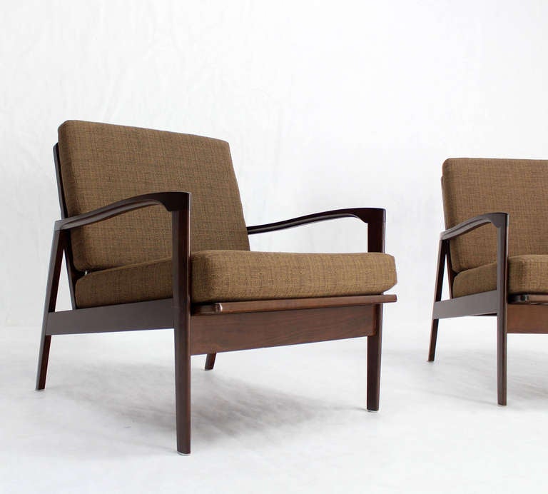Late 20th Century Pair of Danish Mid-Century Modern Lounge Chairs