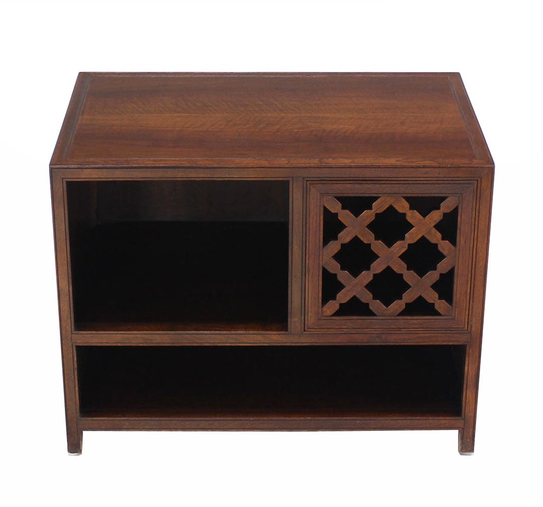 Mid-Century Modern Baker Walnut End Table Stand Accent Side Table.