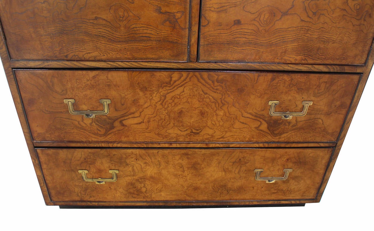 John Widdicomb Burl Wood Chifferobe Chest Cabinet Storage Brass Pulls In Excellent Condition In Rockaway, NJ