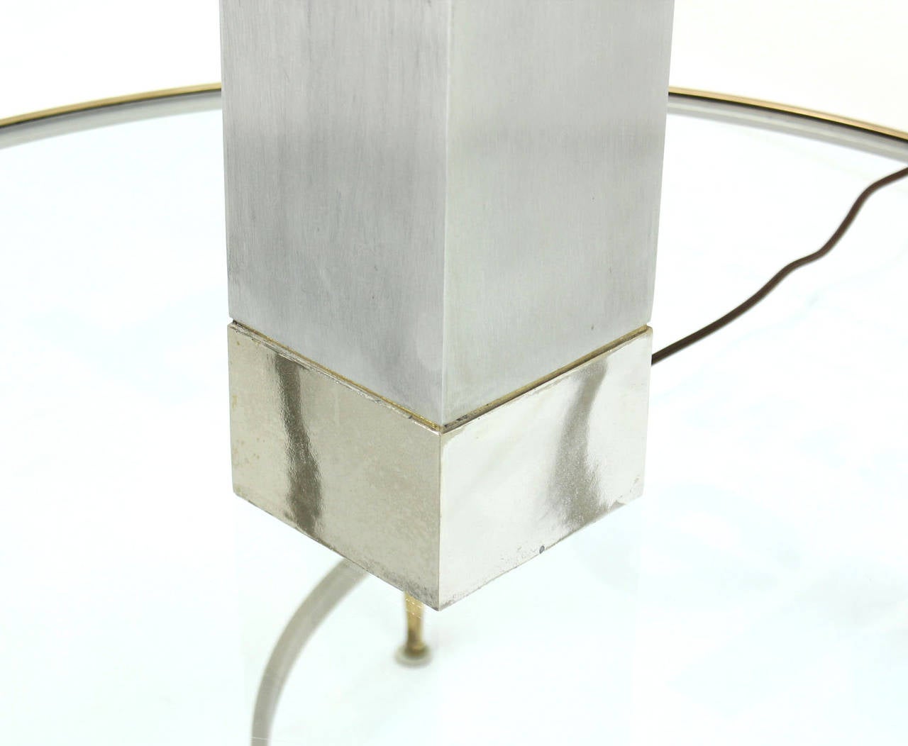 20th Century Mid-Century Modern Brushed Metal and Chrome Cube Shape Table Lamp