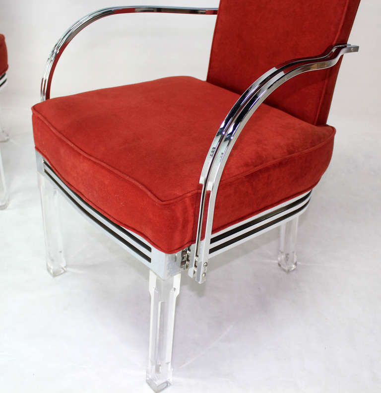 American Mid Century Modern Set of Six Dining Chairs and Table in Lucite Chrome Glass