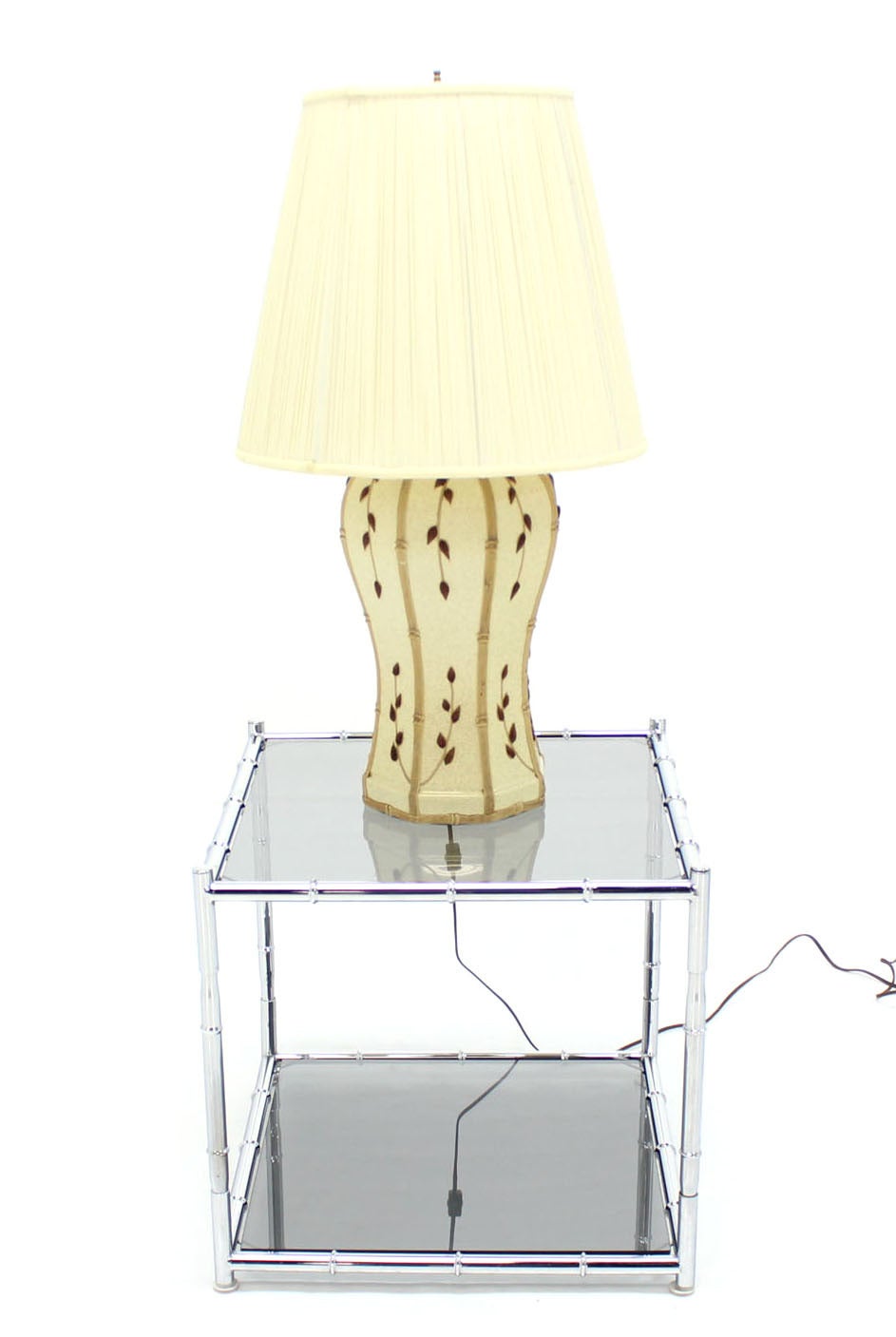 Faux Bamboo Motive Art Decorated Mid-Century Modern Lamp In Excellent Condition In Rockaway, NJ