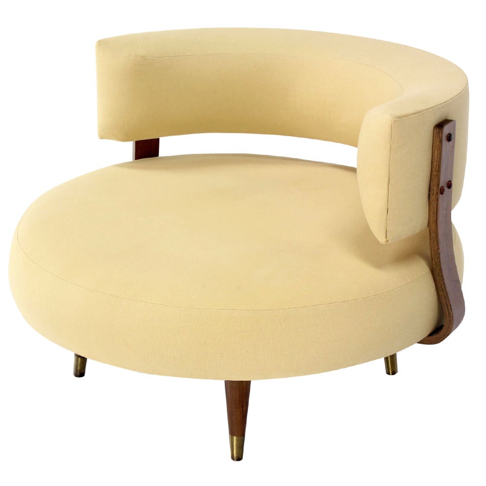 Mid-Century Modern Round Swivel Lounge Chair by Adrian Pearsall