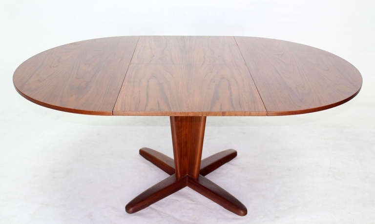 Mid-Century Modern Danish Mid Century Modern Round Dining Table with Extendable Folding Leaf