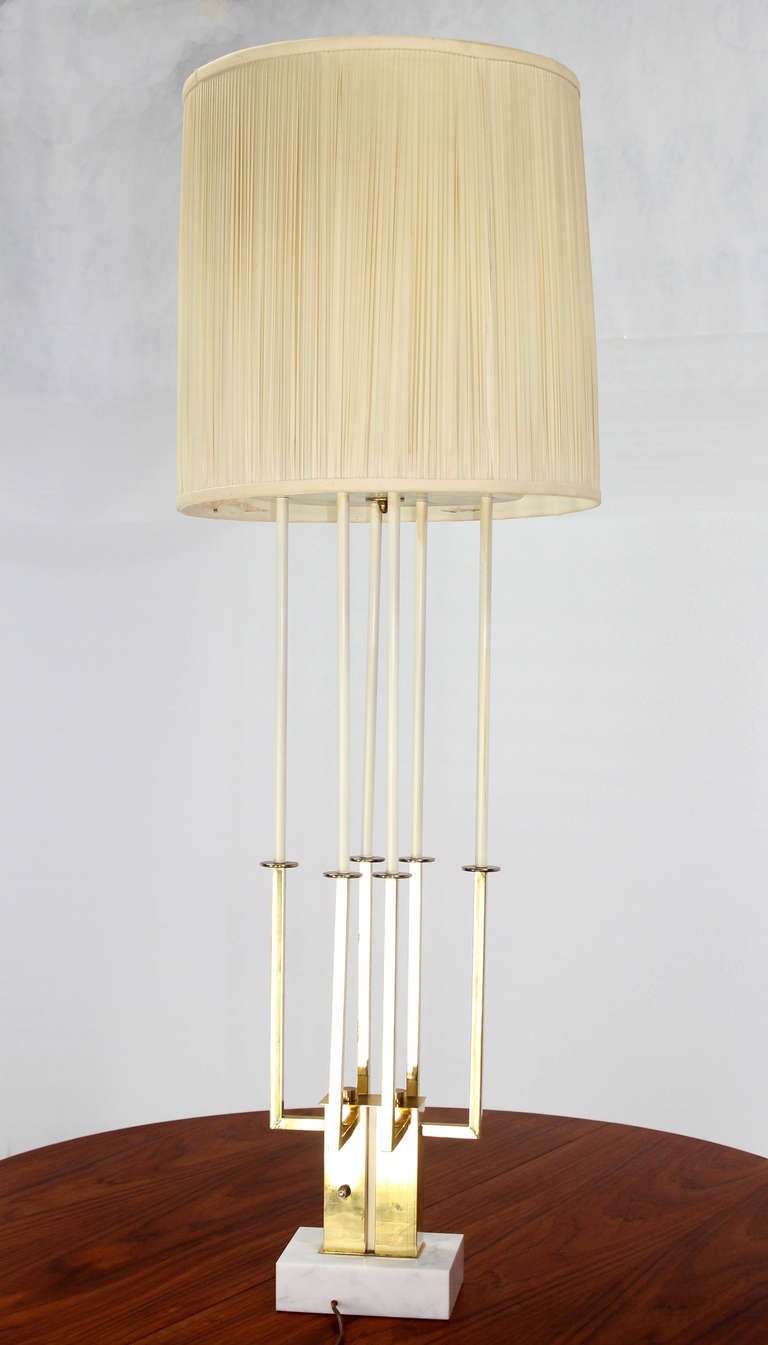 Mid Century Modern Tall Brass and Marble Base Table Lamp In Excellent Condition In Rockaway, NJ