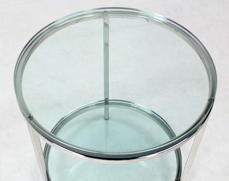 Round Chrome Two Tier Glass Top Mid Century Modern End  Center Table In Excellent Condition In Rockaway, NJ