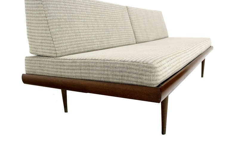 Nice Vintage mid century modern daybed.