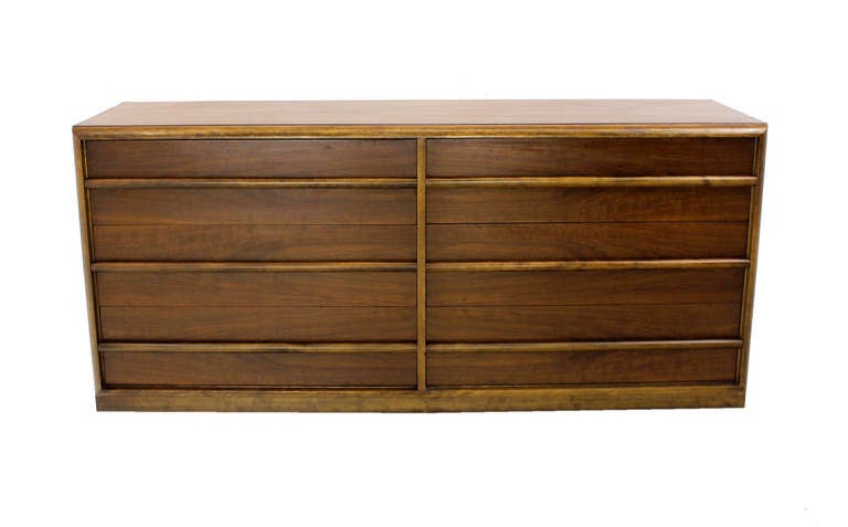 Mid-Century Modern Robsjohn-Gibbings Widdicomb Dresser 4