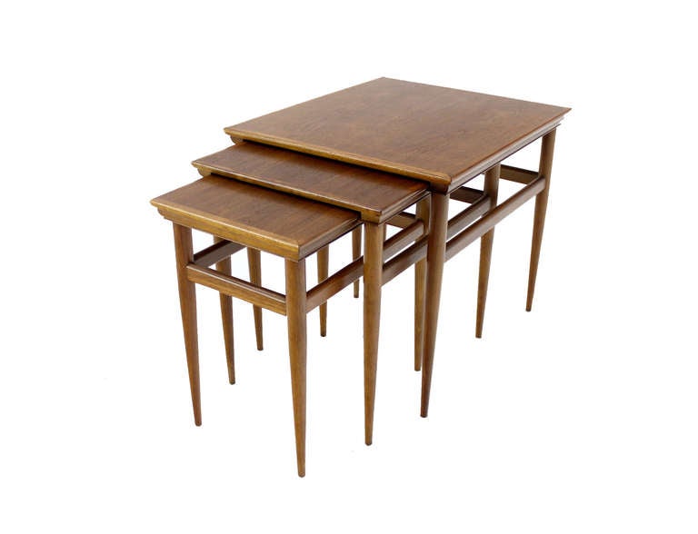 20th Century Set of 3 Walnut Mid Century Modern Nesting Side End Tables