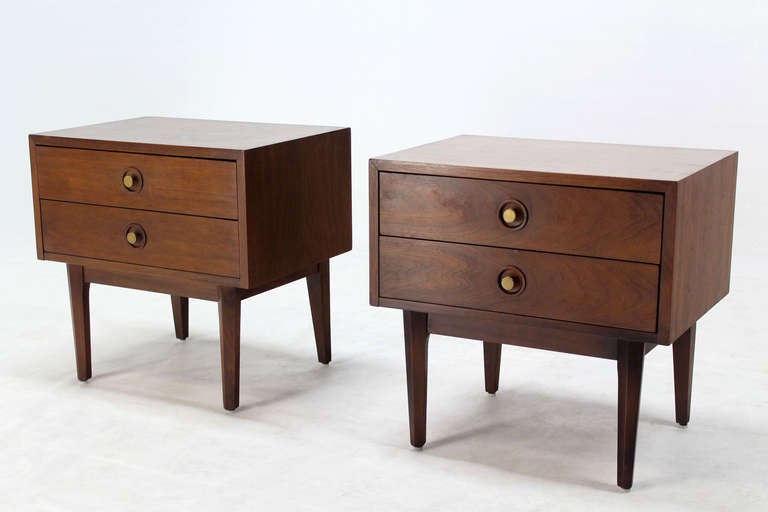 Pair of Mid-Century Modern, Two-Drawer Night Stands or End Tables 5