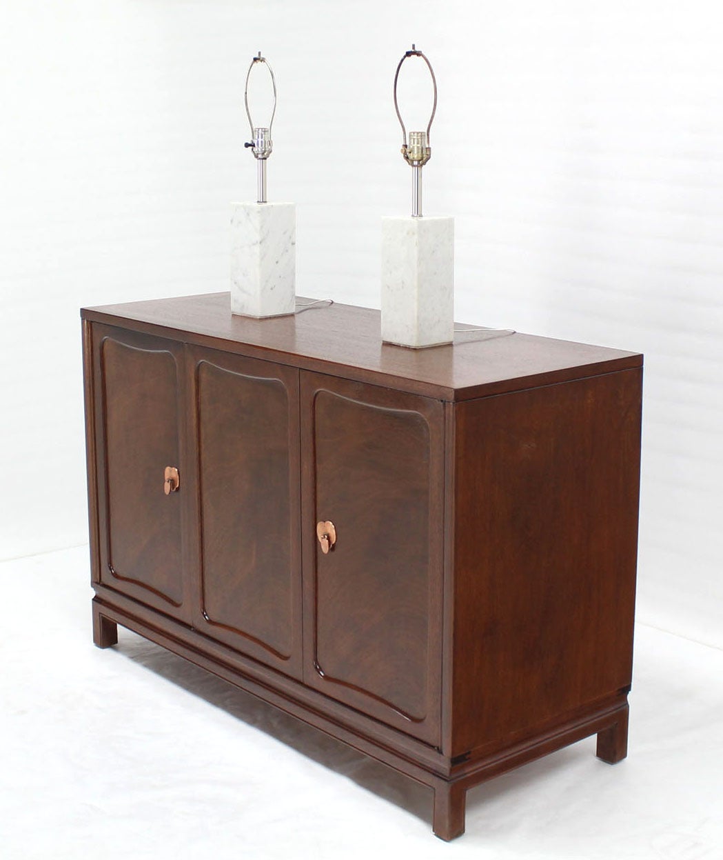 Pair of White Marble Cube-Shape Table Lamps 2