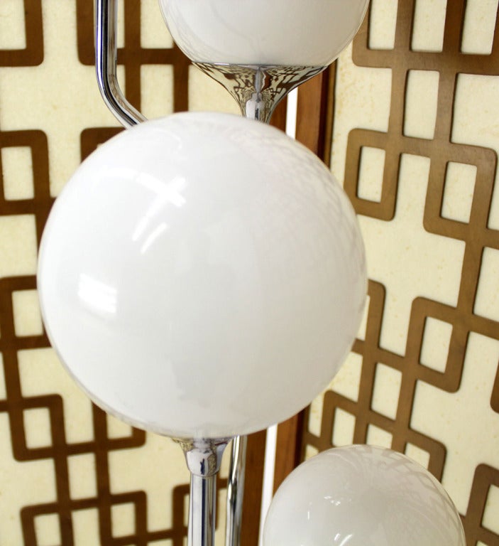 American Mid-Century Modern Chrome, Four Glass Globes Floor Lamp