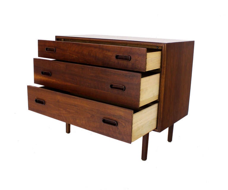 Scandinavian Modern Danish Mid Century Modern Teak 3 Drawer Teak Bachelor Chest Dresser Cabinet