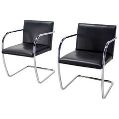 Pair of Mid-Century Modern Leather and Chrome Brno Chairs, Bauhaus