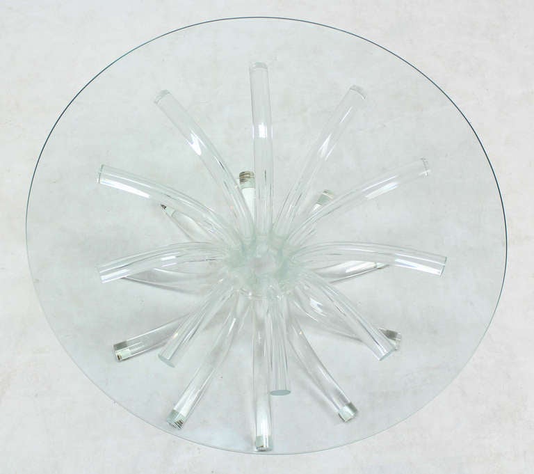 Very nice mid-century modern lucite base round coffee table