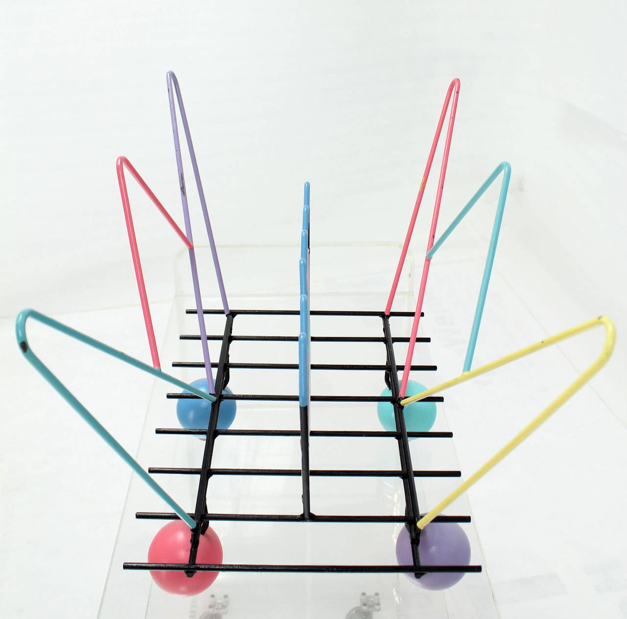 wire magazine rack