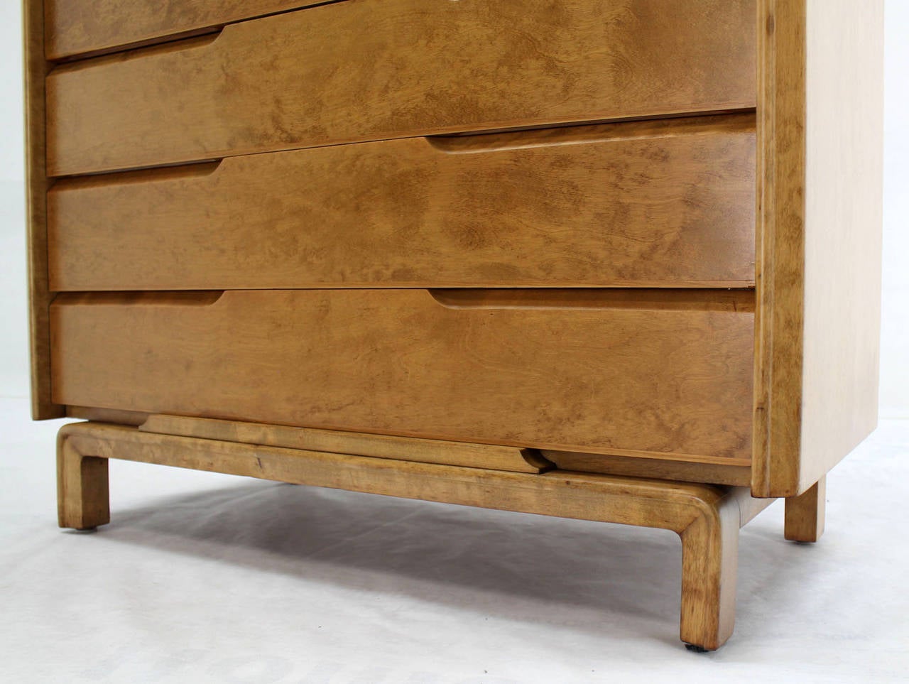 Edmund Spence Mid Century Swedish Modern Birch High Chest of Drawers In Excellent Condition In Rockaway, NJ