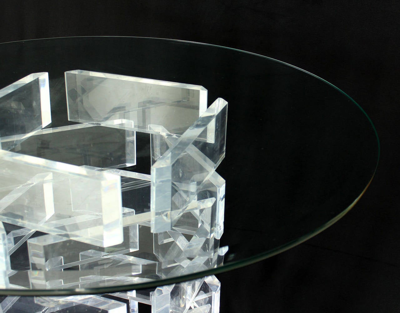 Nice lucite base center table with round top.