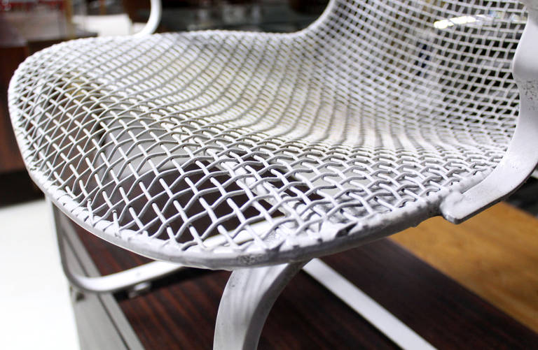 Pair of Mid-Century Modern Rocking Wire Mesh Chairs by Russell Woodard In Good Condition In Rockaway, NJ