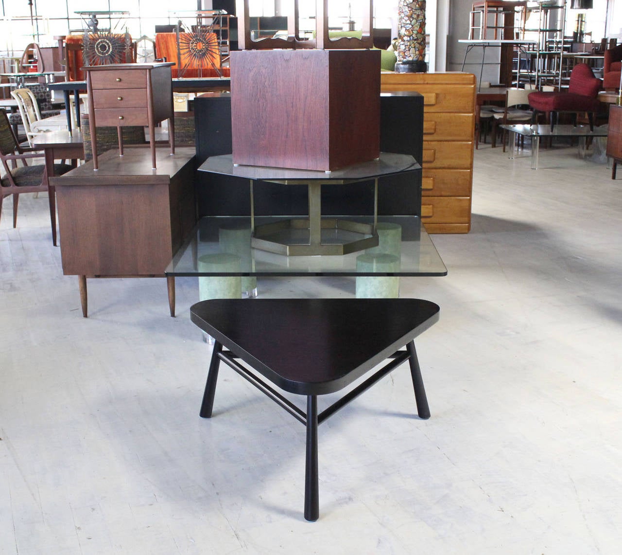 Mid-Century Modern Black Lacquer Gibbings Triangular Coffee Side Occational Table For Sale