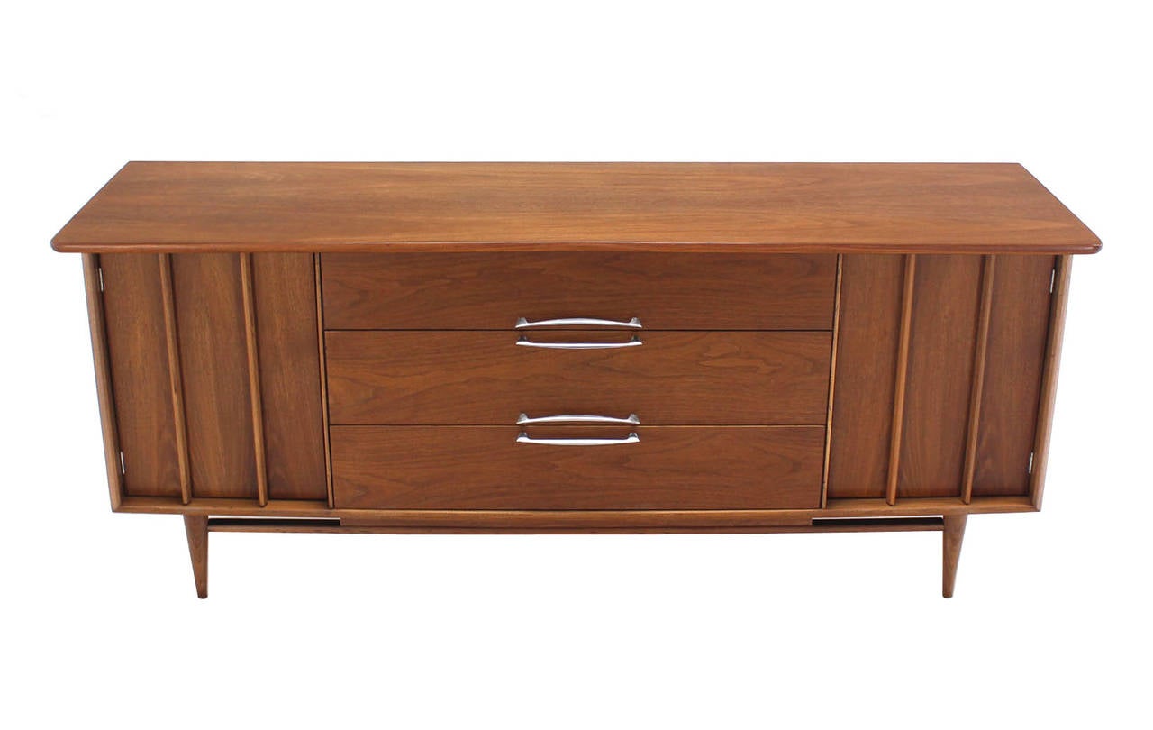 Mid Century Danish Modern Long Walnut Dresser Credenza 3