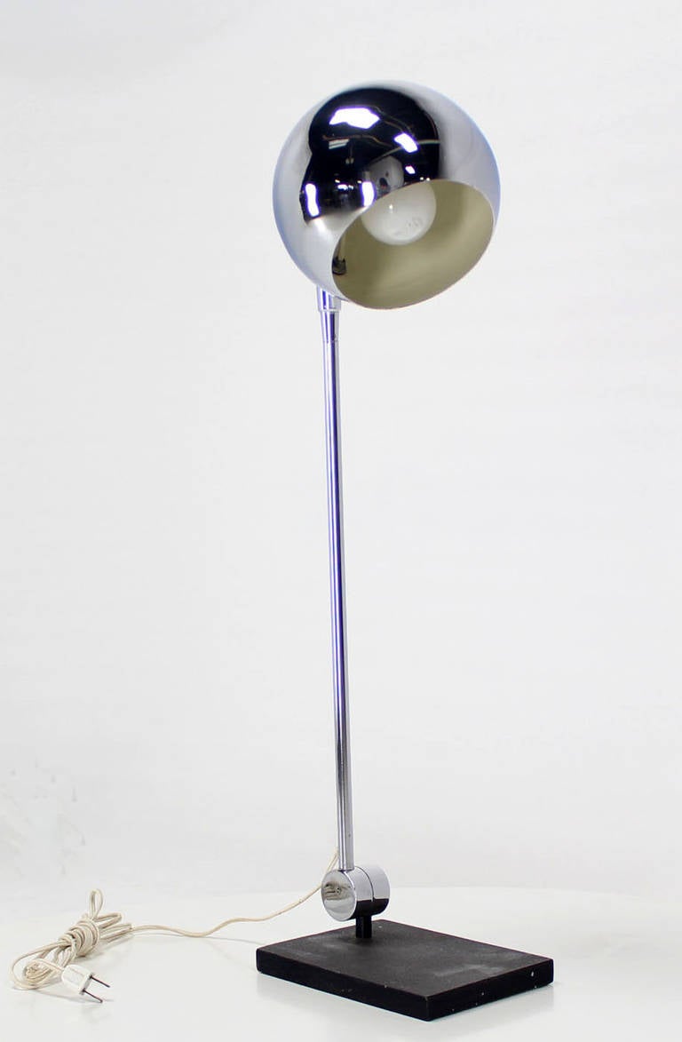 American Mid-Century Modern Chrome Ball Table Lamp by Robert Sonneman